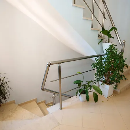Happy Family - Big Balcony Apartment Sarande